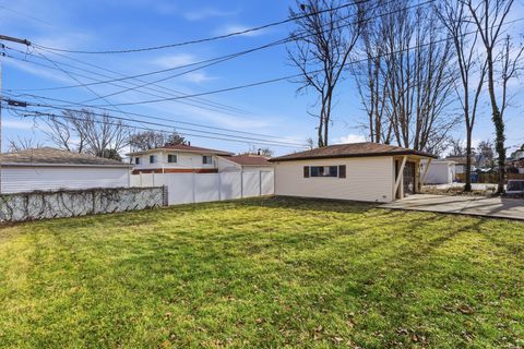 Tiny photo for 125 MILDRED Lane, Chicago Heights, IL 60411 (MLS # 12568694)