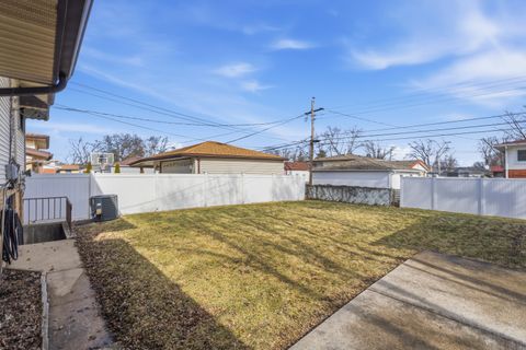 Tiny photo for 125 MILDRED Lane, Chicago Heights, IL 60411 (MLS # 12568694)