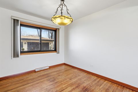 Tiny photo for 125 MILDRED Lane, Chicago Heights, IL 60411 (MLS # 12568694)
