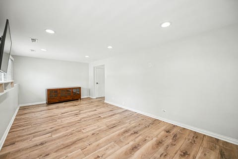 Tiny photo for 1967 NOTTINGHAM Lane, Wheaton, IL 60189 (MLS # 12673609)