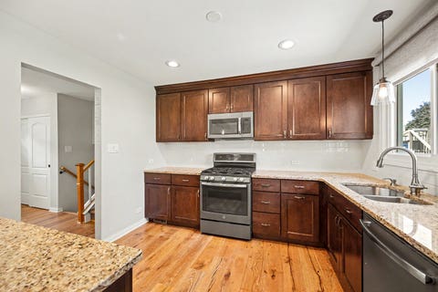 Tiny photo for 1967 NOTTINGHAM Lane, Wheaton, IL 60189 (MLS # 12673609)