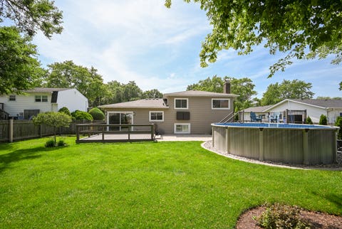 Tiny photo for 1967 NOTTINGHAM Lane, Wheaton, IL 60189 (MLS # 12673609)
