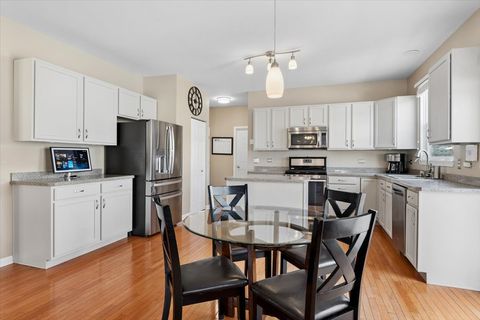 Tiny photo for 724 N Misty Ridge Drive N, Romeoville, IL 60446 (MLS # 12601827)