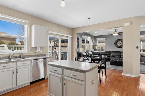 Tiny photo for 724 N Misty Ridge Drive N, Romeoville, IL 60446 (MLS # 12601827)