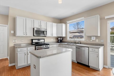 Tiny photo for 724 N Misty Ridge Drive N, Romeoville, IL 60446 (MLS # 12601827)