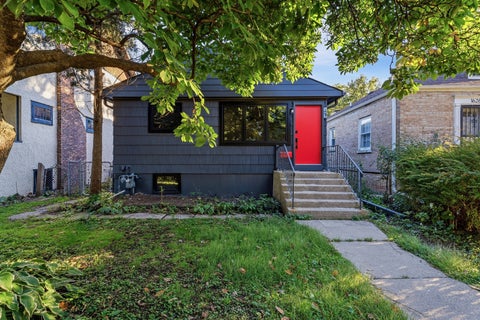 Tiny photo for 1622 Dempster Street, Evanston, IL 60202 (MLS # 12770600)