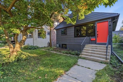 Photo of 1622 Dempster Street, Evanston, IL 60202 (MLS # 12770600)