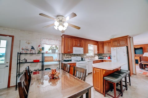 Tiny photo for 406 E Chestnut Street, Hoopeston, IL 60942 (MLS # 12752013)