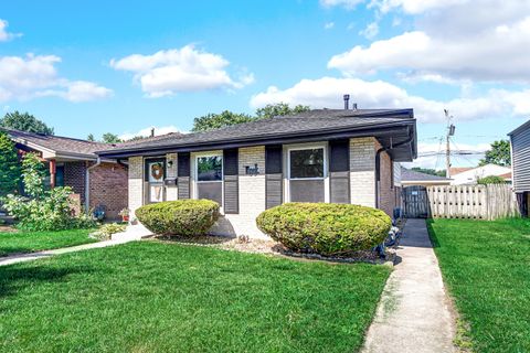Tiny photo for 14112 S Hoxie Avenue, Burnham, IL 60633 (MLS # 12474162)