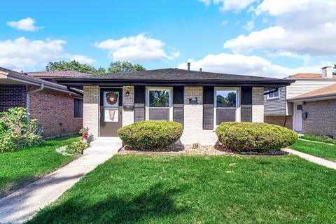 Tiny photo for 14112 S Hoxie Avenue, Burnham, IL 60633 (MLS # 12474162)
