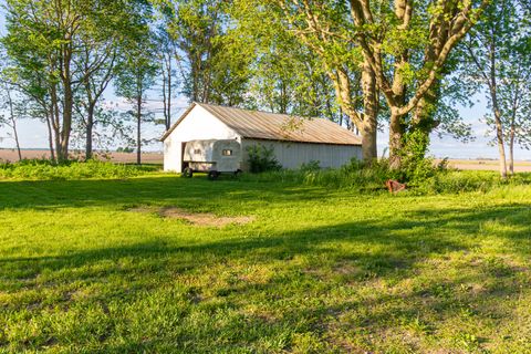 Tiny photo for 30624 Gils Road, Minier, IL 61759 (MLS # 12651841)