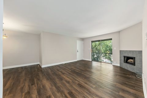 Tiny photo for 1736 S Washington Street #G33, Naperville, IL 60565 (MLS # 12670599)