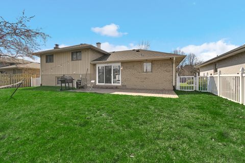 Tiny photo for 18409 Willow Lane, Lansing, IL 60438 (MLS # 12610138)