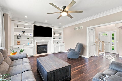 Tiny photo for 1209 IOWA Drive, Leclaire, IA 52753 (MLS # 12719320)