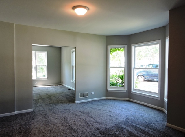 833 Pleasant Street