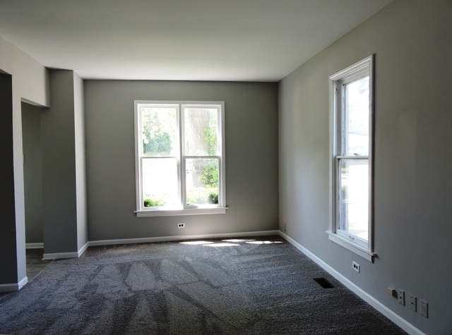 833 Pleasant Street