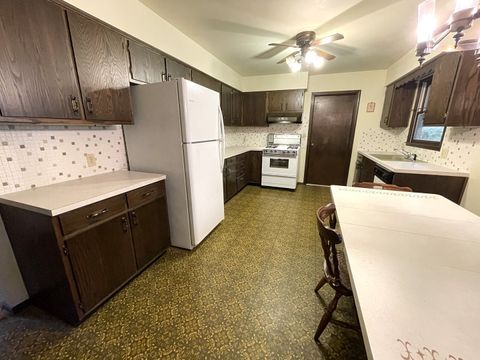 Tiny photo for 412 Weathering Drive, Mahomet, IL 61853 (MLS # 12480552)