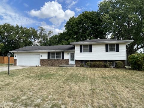 Photo of 412 Weathering Drive, Mahomet, IL 61853 (MLS # 12480552)