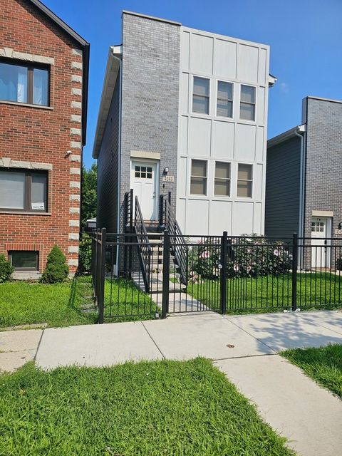 Photo of 4243 S Princeton Avenue, Chicago, IL 60609 (MLS # 12438843)