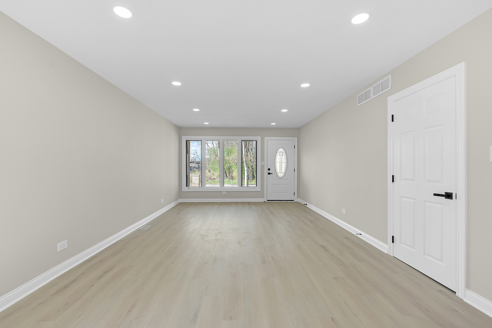 1059 CLEVELAND Avenue