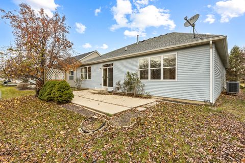 Tiny photo for 786 Bohannon Circle, Oswego, IL 60543 (MLS # 12592574)