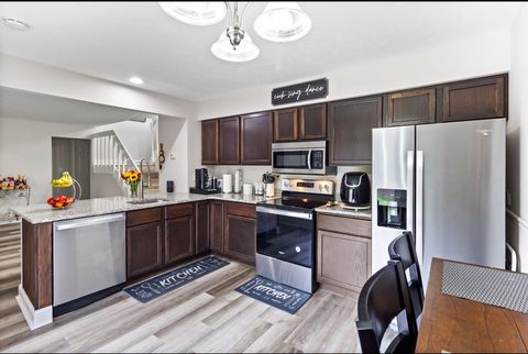 Tiny photo for 5051 Woodlake Drive, Loves Park, IL 61111 (MLS # 12544089)