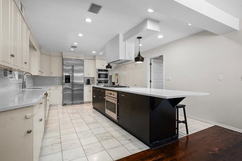 Tiny photo for 2432 Federal Court, Long Grove, IL 60047 (MLS # 12749688)