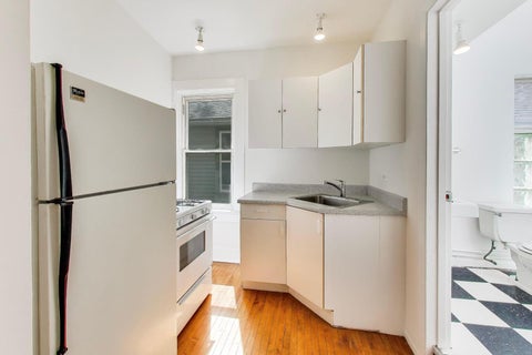 Tiny photo for 812 W 19th Street #2F, Chicago, IL 60608 (MLS # 12656430)
