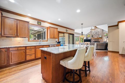 Tiny photo for 5N533 Prairie Springs Drive, St. Charles, IL 60175 (MLS # 12483061)