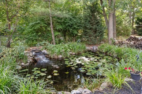Tiny photo for 231 Evergreen Drive, Batavia, IL 60510 (MLS # 12489613)