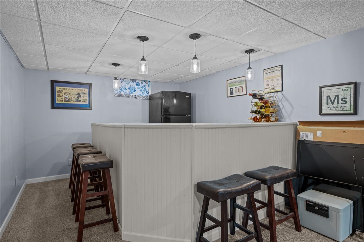 Batavia, Illinois 60510, United States, 3 Bedrooms Bedrooms, ,2 BathroomsBathrooms,Residential,Active,228999