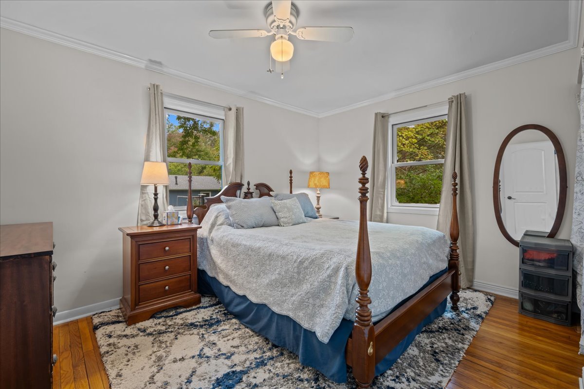 Batavia, Illinois 60510, United States, 3 Bedrooms Bedrooms, ,2 BathroomsBathrooms,Residential,Active,228999