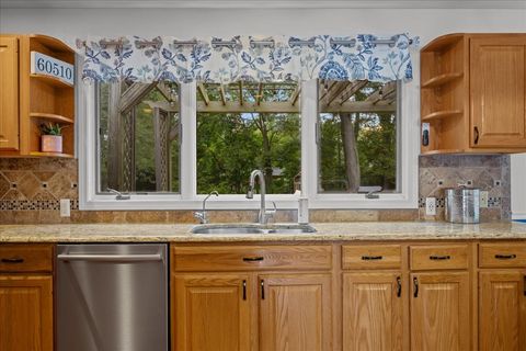Tiny photo for 231 Evergreen Drive, Batavia, IL 60510 (MLS # 12489613)