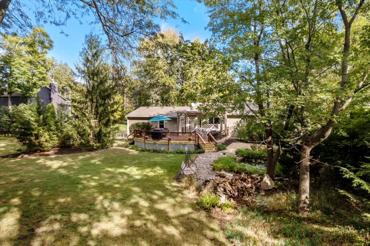 Batavia, Illinois 60510, United States, 3 Bedrooms Bedrooms, ,2 BathroomsBathrooms,Residential,Active,228999