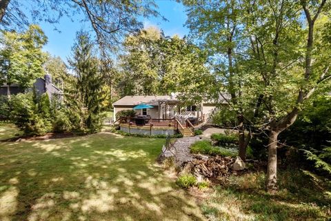 Tiny photo for 231 Evergreen Drive, Batavia, IL 60510 (MLS # 12489613)