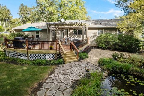 Tiny photo for 231 Evergreen Drive, Batavia, IL 60510 (MLS # 12489613)