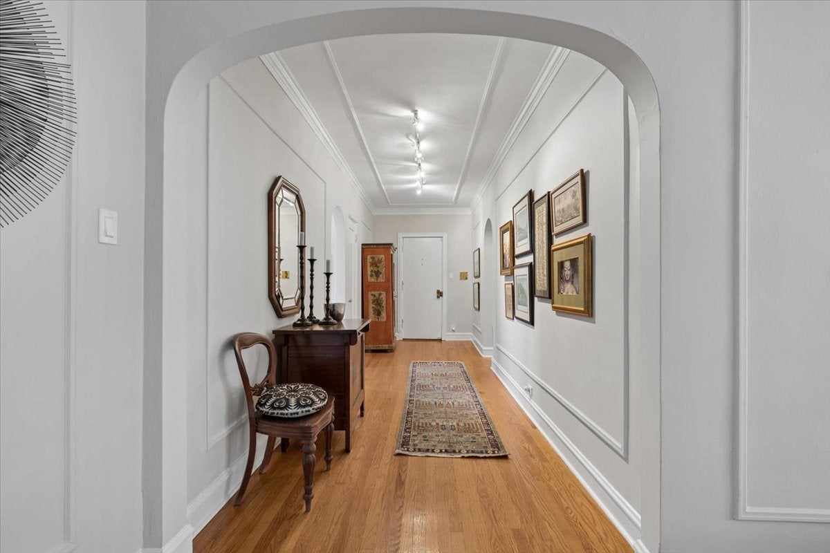 486 Sheridan Road 2