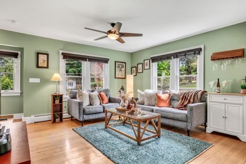 Tiny photo for 732 Rogers Road, Gurnee, IL 60031 (MLS # 12468065)