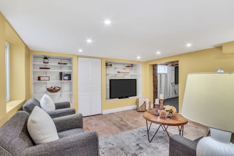Tiny photo for 732 Rogers Road, Gurnee, IL 60031 (MLS # 12468065)