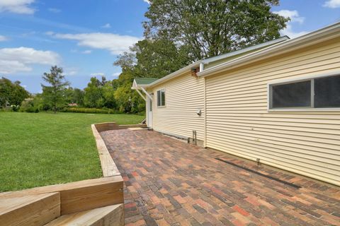 Tiny photo for 732 Rogers Road, Gurnee, IL 60031 (MLS # 12468065)