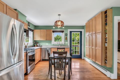 Tiny photo for 732 Rogers Road, Gurnee, IL 60031 (MLS # 12468065)