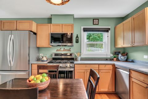 Tiny photo for 732 Rogers Road, Gurnee, IL 60031 (MLS # 12468065)