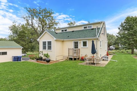 Tiny photo for 732 Rogers Road, Gurnee, IL 60031 (MLS # 12468065)