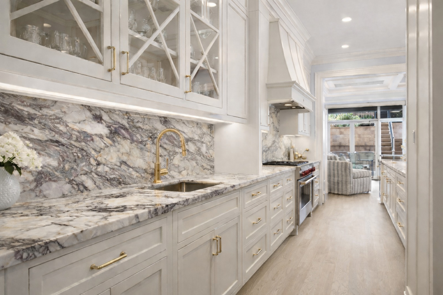 3523 N Bosworth Avenue