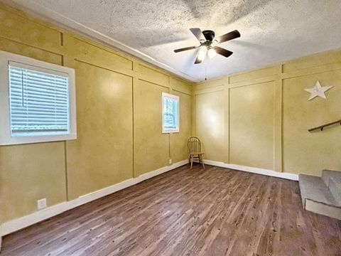 Tiny photo for 614 N Springer Street, Carbondale, IL 62901 (MLS # 12608353)