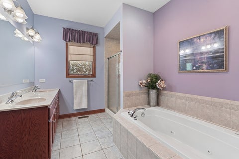 Tiny photo for 2310 Bluestone Bay Drive, New Lenox, IL 60451 (MLS # 12703463)