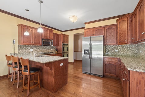 Tiny photo for 2310 Bluestone Bay Drive, New Lenox, IL 60451 (MLS # 12703463)