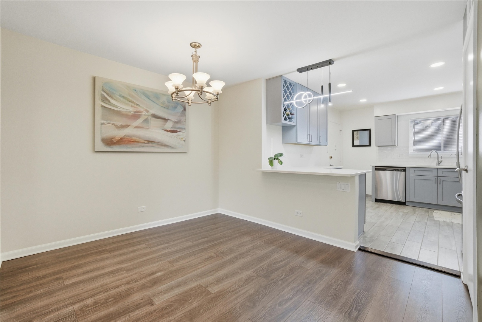 9427 Bay Colony Drive 2S