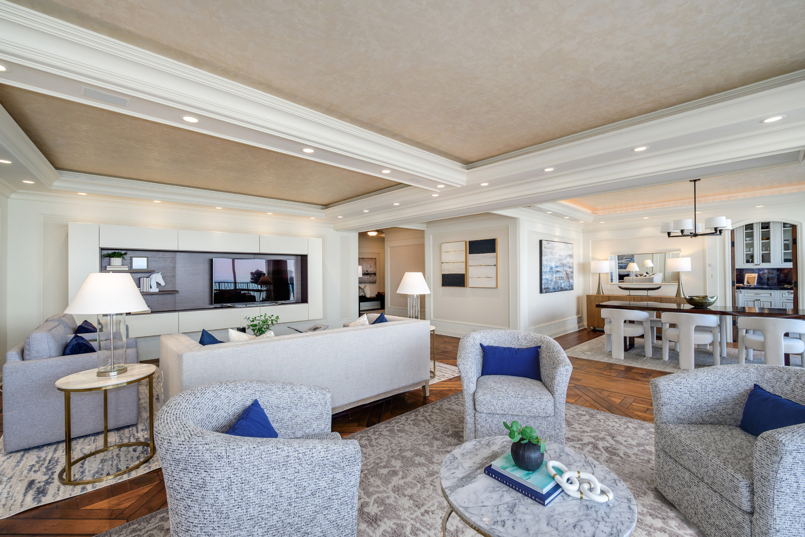 1040 N LAKE SHORE Drive 14C