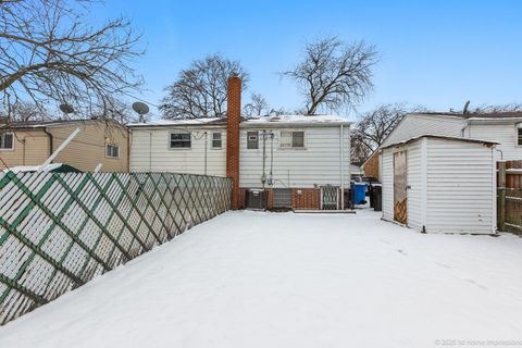 Tiny photo for 11555 S Peoria Street #A, Chicago, IL 60643 (MLS # 12539871)